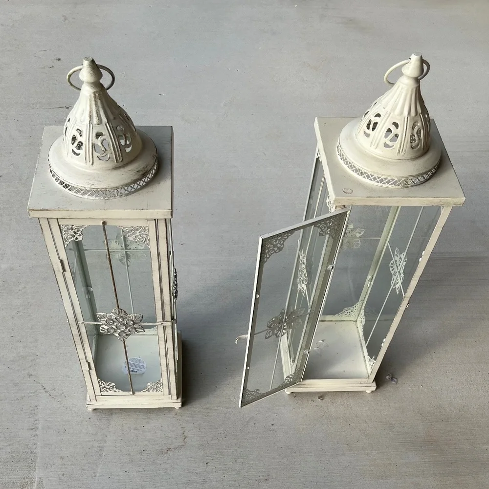 Rustic Ivory Distessed Lantern